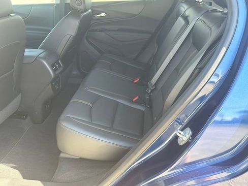 Used 2023 Chevrolet Equinox Premier image 21