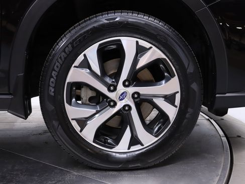 Used 2020 Subaru Outback Touring image 29