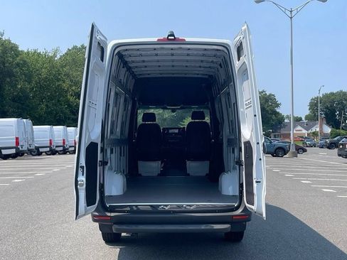 New 2026 Mercedes-Benz Sprinter 2500 image 5