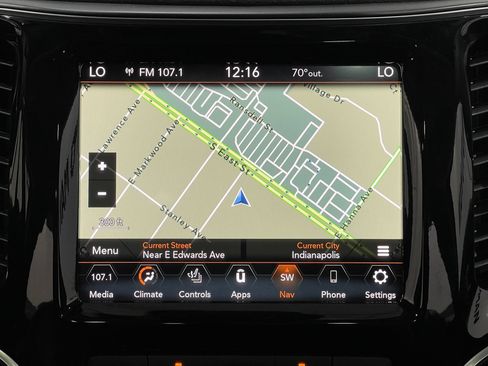 Used 2020 Jeep Cherokee Limited w/ Technology Group AWD/4WD image 10