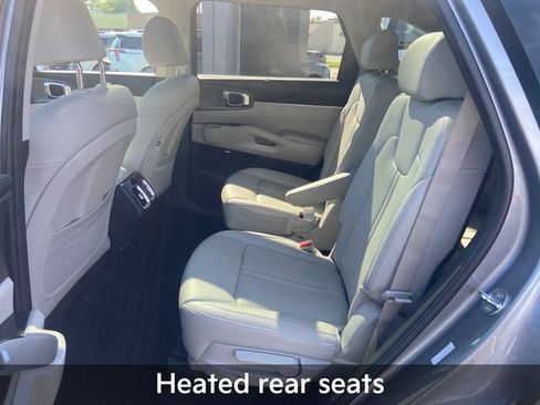 Used 2023 Kia Sorento SX Prestige w/ Panoramic Sunroof Package AWD/4WD image 18
