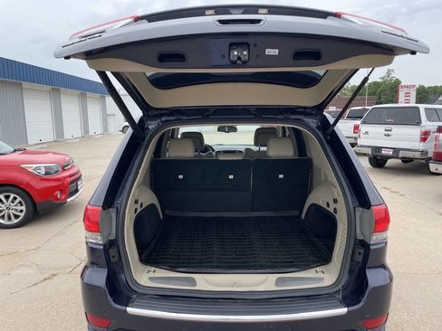 Used 2015 Jeep Grand Cherokee Limited AWD/4WD image 12