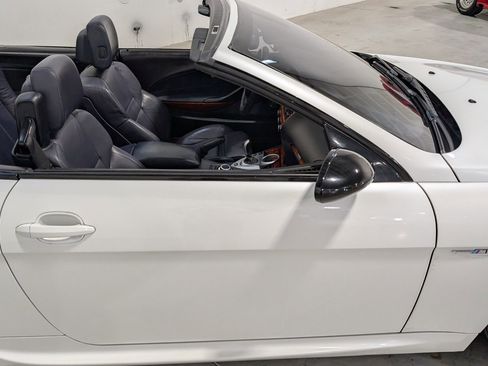Used 2008 BMW M6 Convertible RWD image 38