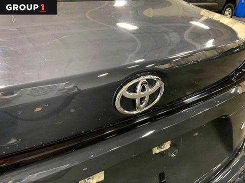 Certified 2025 Toyota Corolla LE FWD image 10