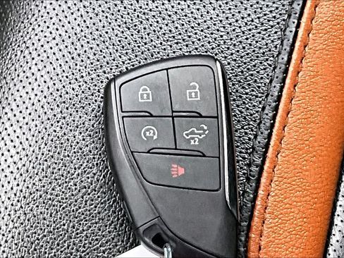 Used 2026 GMC Sierra 2500 AT4 w/ AT4 Premium Plus Package AWD/4WD image 33