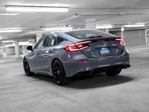 Certified 2023 Honda Civic Sport image 5