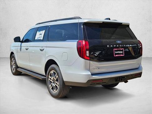 New 2026 Ford Expedition Max Active RWD image 9