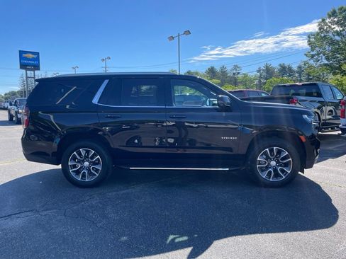 Used 2021 Chevrolet Tahoe LT w/ LT Signature Package AWD/4WD image 8