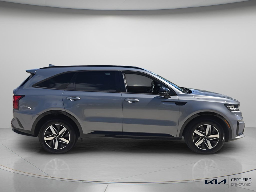 Certified 2023 Kia Sorento S FWD image 4