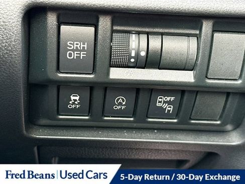 Used 2022 Subaru Crosstrek 2.5i Limited w/ Moonroof Package 1 AWD/4WD image 14