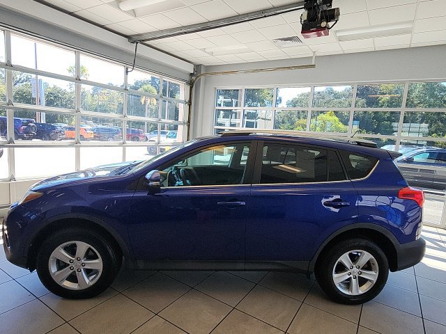 Used 2014 Toyota RAV4 XLE AWD/4WD image 7