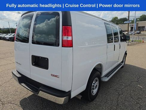 Used 2025 GMC Savana 2500 w/ Driver Convenience Package RWD image 3
