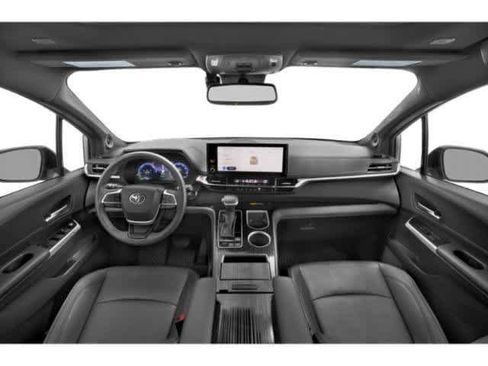 Used 2025 Toyota Sienna XLE Woodland Edition AWD/4WD image 4