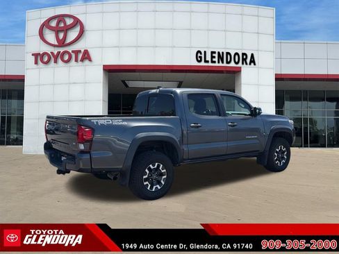 Certified 2019 Toyota Tacoma TRD Off-Road w/ Technology Package RWD image 11