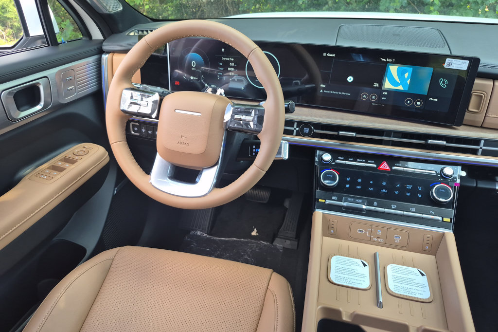 New 2027 Hyundai Santa Fe Limited FWD image 30