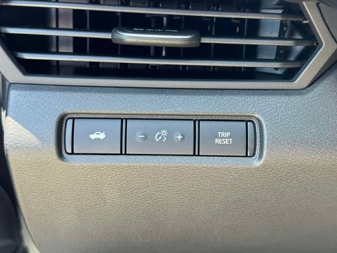 Certified 2025 Nissan Altima 2.5 SR w/ SR Premium Package AWD/4WD image 20