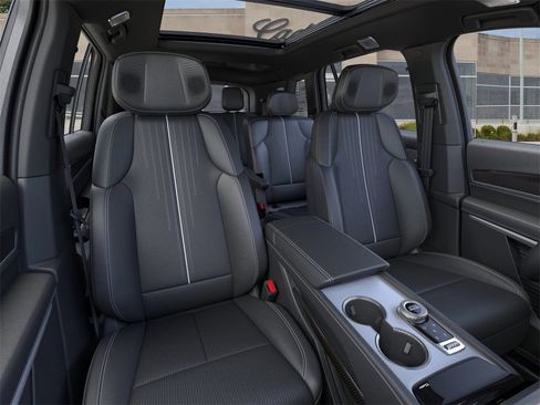 New 2026 Cadillac Vistiq Sport image 16