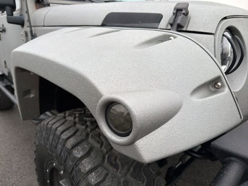 Used 2015 Jeep Wrangler Unlimited Sport w/ Quick Order Package 24S AWD/4WD image 25