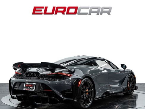 Used 2021 McLaren 765LT RWD image 5
