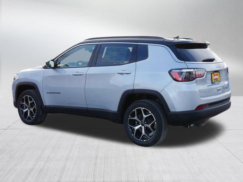 New 2026 Jeep Compass Limited image 5