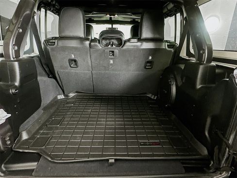 Used 2019 Jeep Wrangler Unlimited Rubicon w/ Dual Top Group image 26