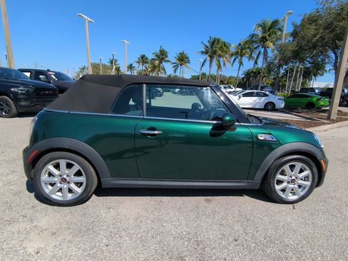 Used 2015 MINI Cooper S image 4