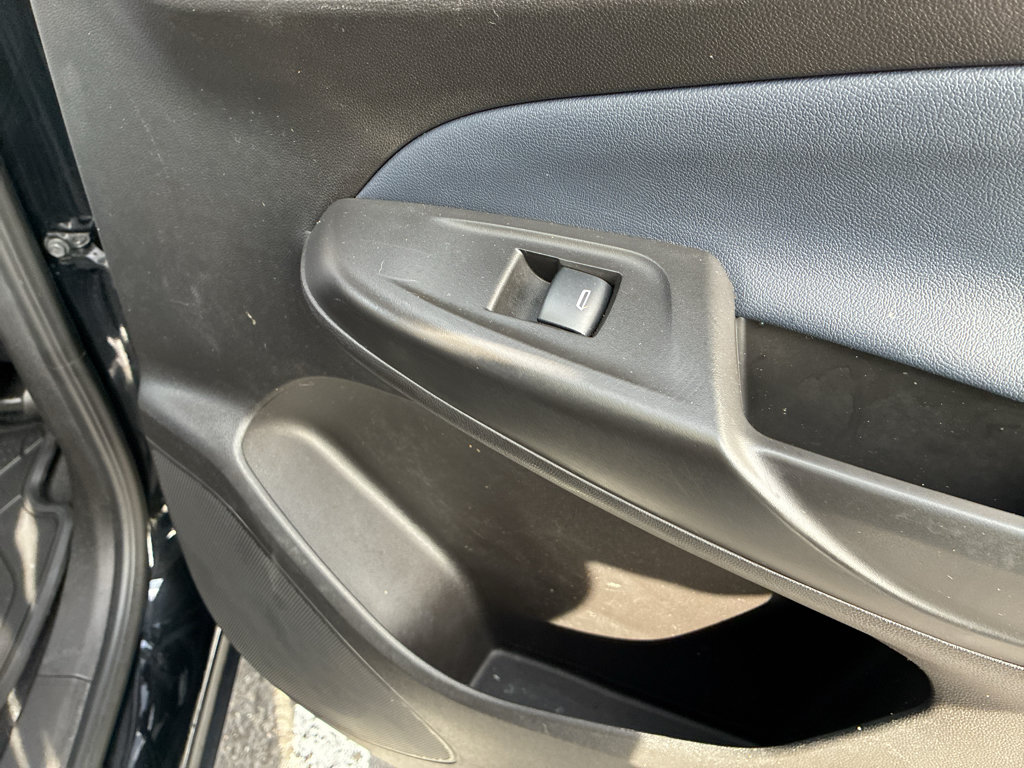 Used 2023 Chevrolet Bolt EUV LT w/ Convenience Package FWD image 49