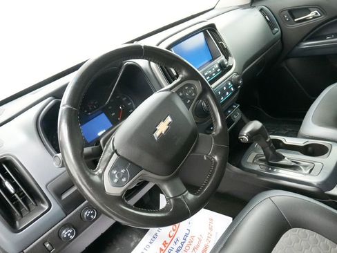 Used 2016 Chevrolet Colorado Z71 AWD/4WD image 14