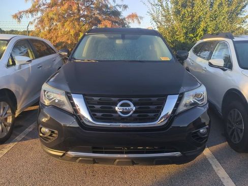 Certified 2020 Nissan Pathfinder SV FWD image 4