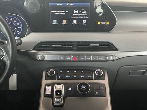 Used 2020 Hyundai Palisade SE FWD image 12