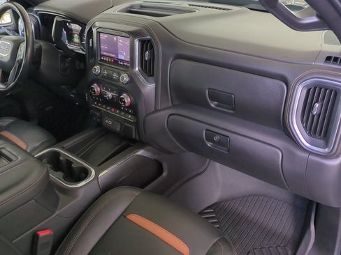 Used 2020 GMC Sierra 1500 AT4 w/ AT4 Premium Package AWD/4WD image 18