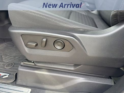 Certified 2023 Chevrolet Silverado 1500 RST image 12