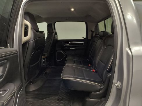 Used 2022 RAM 1500 Laramie AWD/4WD image 19