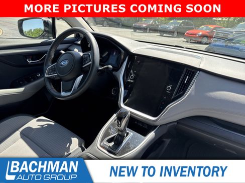 Used 2024 Subaru Outback Premium AWD/4WD image 6