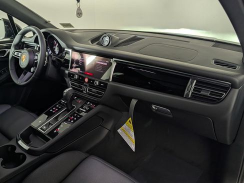 New 2026 Porsche Macan S AWD/4WD image 19
