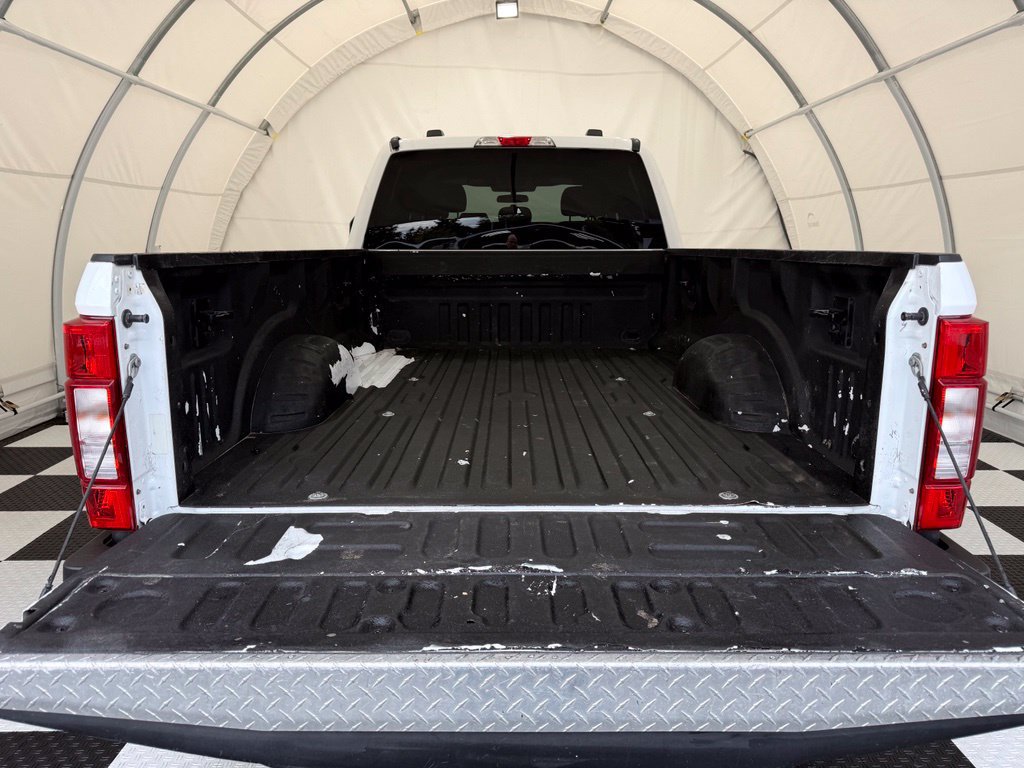 Used 2021 Ford F350 XLT w/ XLT Value Package AWD/4WD image 4