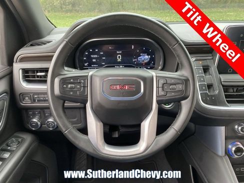 Used 2024 GMC Yukon XL SLE image 19