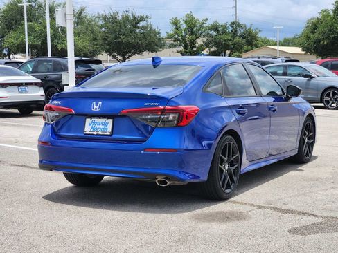 Used 2024 Honda Civic Sport image 6
