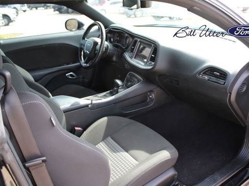 Used 2021 Dodge Challenger R/T w/ Blacktop Package image 13