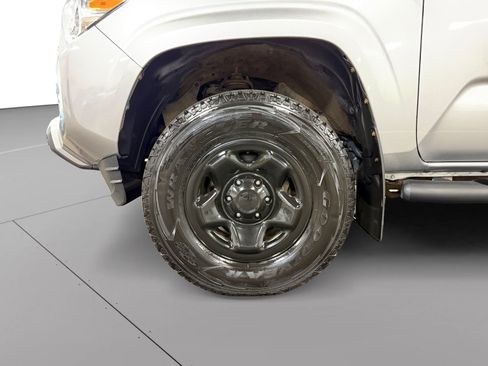 Used 2019 Toyota Tacoma SR w/ SR Convenience Package AWD/4WD image 14