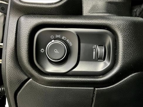 Used 2021 RAM 2500 Big Horn image 17