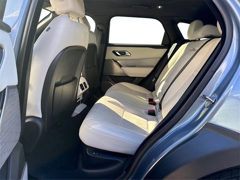 Used 2021 Land Rover Range Rover Velar R-Dynamic S image 10