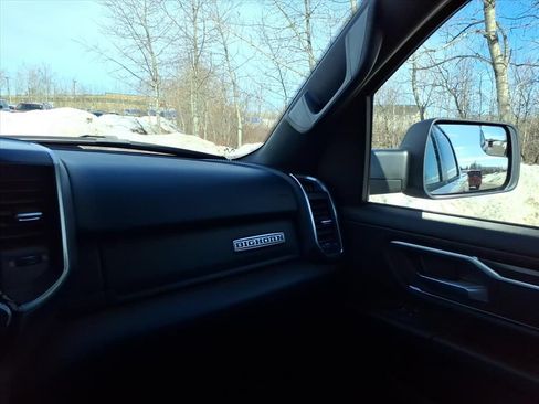 Used 2025 RAM 1500 Big Horn AWD/4WD image 21