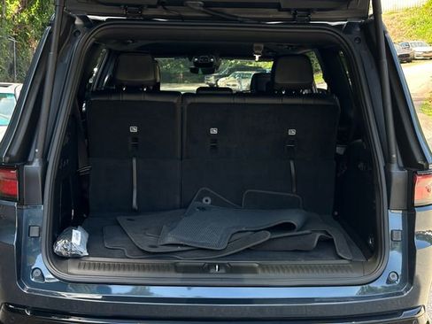 Used 2025 Jeep Wagoneer Series II image 40