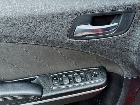 Used 2021 Dodge Charger SXT AWD/4WD image 17