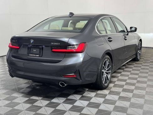 Used 2022 BMW 330i xDrive Sedan w/ Driving Assistance Package image 10