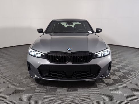 Used 2026 BMW 330i Sedan w/ M Sport Package image 5