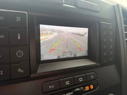 Used 2021 Ford F350 XL w/ Power Equipment Group image 18