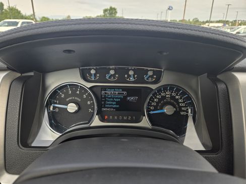 Used 2014 Ford F150 Platinum image 9