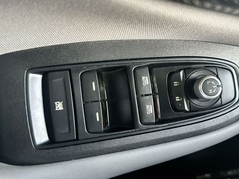 Used 2023 Subaru Legacy Premium AWD/4WD image 17